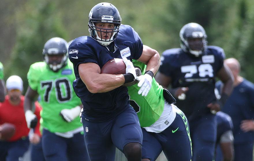 Seahawks's tweet image. WATCH Full highlights from yesterday's "Mock Game" [shwks.com/jw2k] #SeahawksCamp