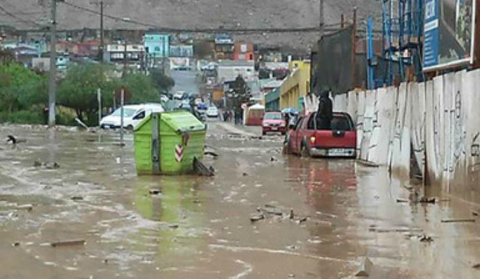 meganoticiascl's tweet photo. Confirman suspensión de clases en la provincia de Antofagasta #temporalenmega
http://t.co/dr8XBscALf http://t.co/wjjfua7C2D