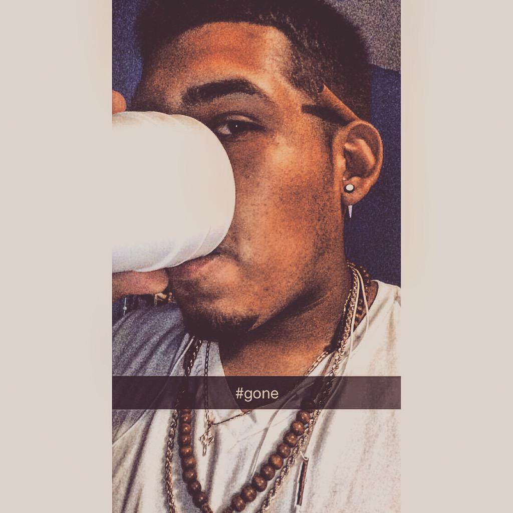 rawger603's tweet image. Last night coolin in my bando #gone #offdat