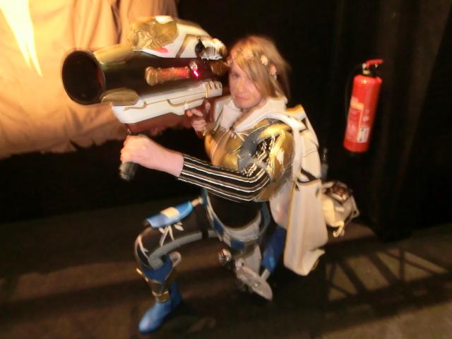 TheEternalDream's tweet photo. Got to pose really quickly with the shirt shooting Gjallerhorn. Can't say no to that! http://t.co/xzfdJgMULJ