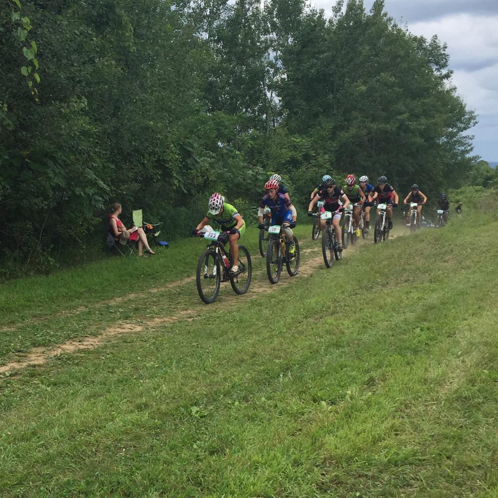 WoollyBikeClub's tweet photo. They may have started 15 min late, but the Elite racers are still flying at the start. http://t.co/8Lrl7vMGIc