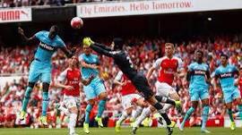 cheekycech's tweet photo. Step 1 complete✔️

Make scum believe I'm one of them. Selfie game strong. http://t.co/TcMtVpsd9J