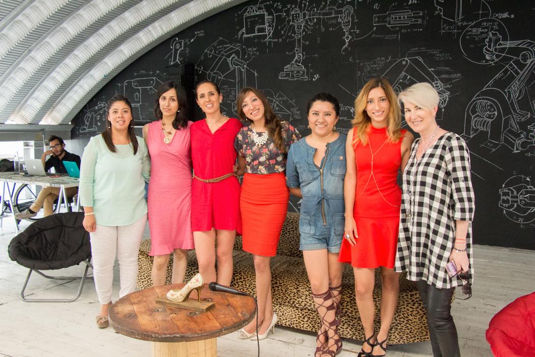 EthicalFashionS's tweet photo. Gracias a todos los que nos acompañaron a nuestra rueda de #prensa y #fitting el pasado 7 de agosto. #GoEthical2015 http://t.co/mAhU538JZq