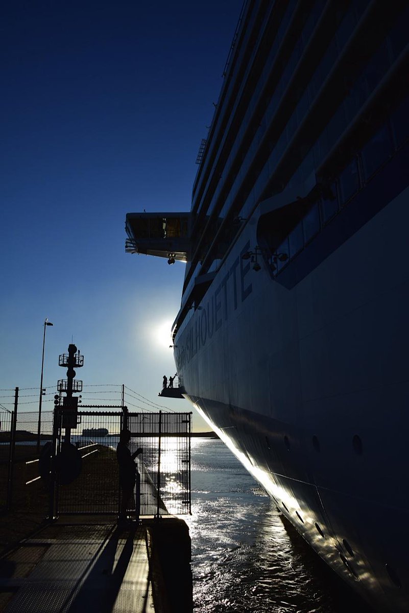 Last night: <a href="/CelebrityCruise/">Celebrity Cruises</a> Silhouette is leaving the locks of #IJmuiden to the #NorthSea <a href="/cruisephotos/">Cruise ships & ports</a> #cruise