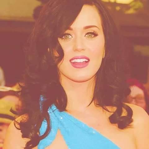 martinaperry7's tweet photo. #katyperryfanarmyvoteattack http://t.co/ats89LaXBh