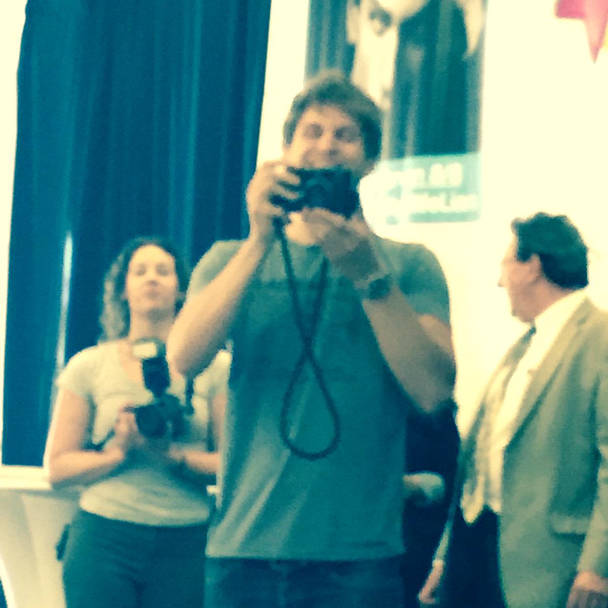 tay_bigs's tweet photo. @imarleneking met your main man, @KeeganAllen yesterday! Don't worry, he wouldn't spill who A is😂😂 #aug11 #PLL http://t.co/bFGDQCbdvy