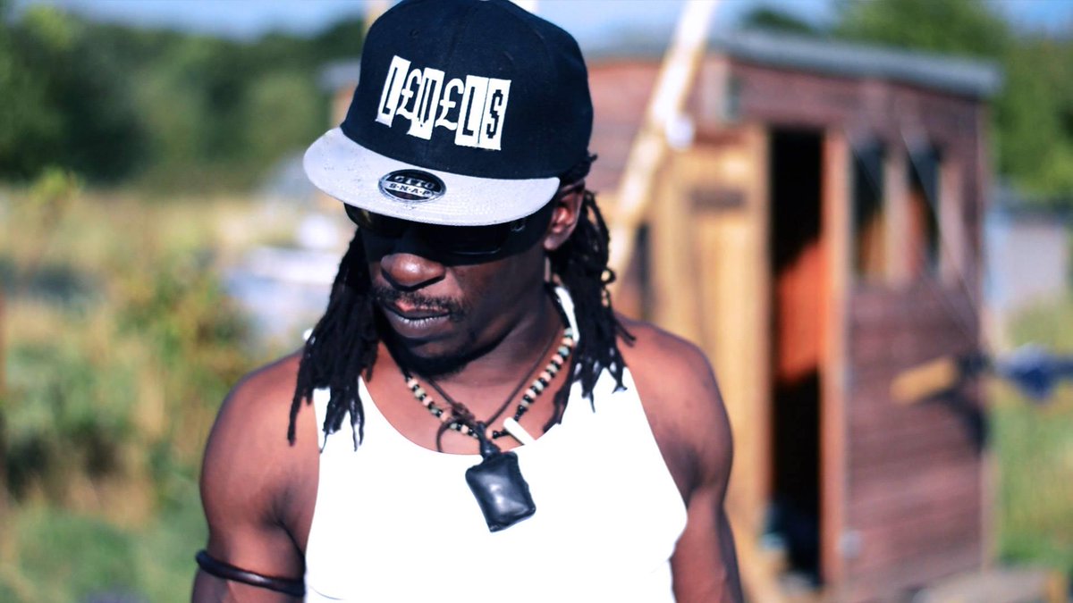 MOWTYMAHLYKA's tweet photo. @MOWTYMAHLYKA  #roots #culture #levels #hebrewpower #realjews
#reggae #dancehall http://t.co/cyQfw9QAlC