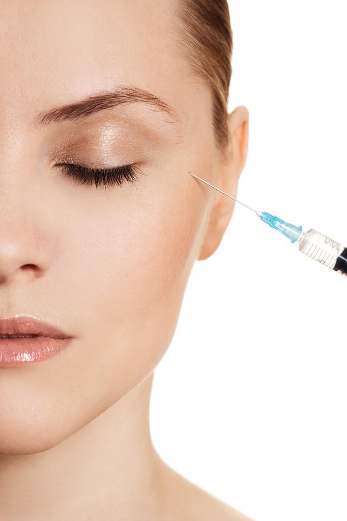 HCarexpert's tweet photo. Inyecciones de #Botox: ¡Obtenga una suavidad, libre de arrugas de expresión! http://t.co/zTc8SWoBGQ #medicinaestetica http://t.co/ejMaziVidy