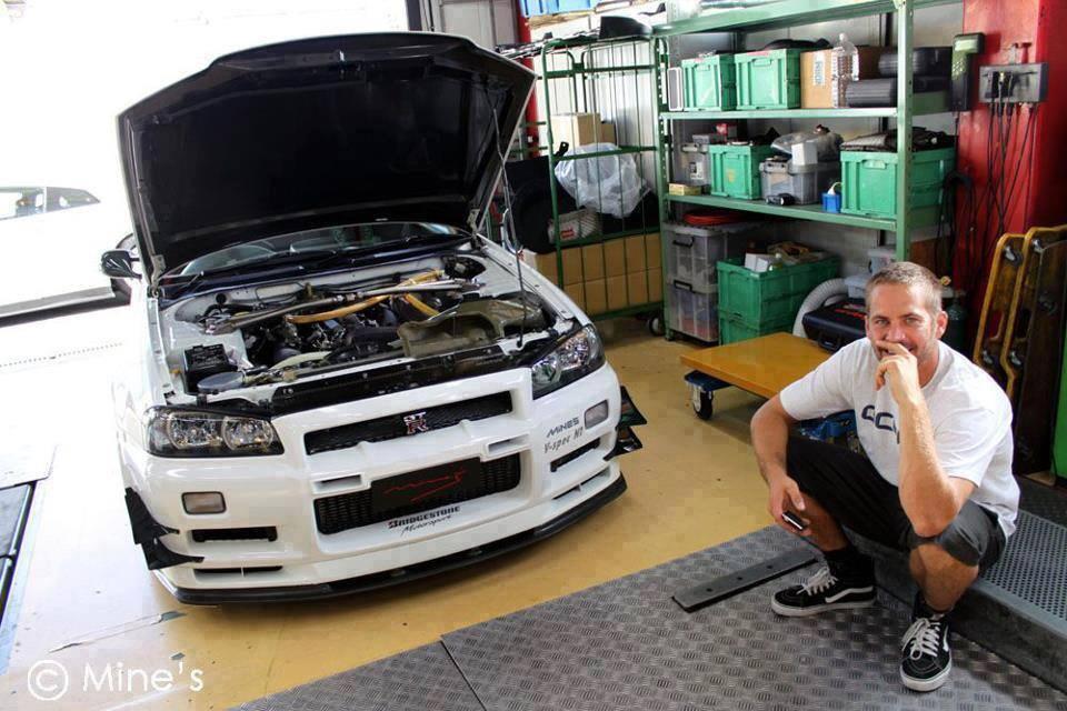 Paul Walker and his Personal R34.
