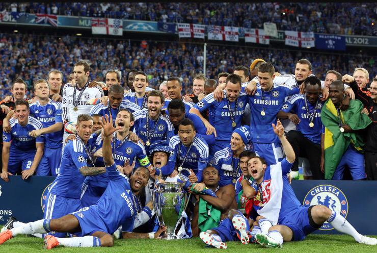 S_Cookie07's tweet photo. @Mrdanielgreen @MattRowles27 @philwyld I still can't believe we did a Chelsea yesterday #parkthebus http://t.co/OvczSXvFuH