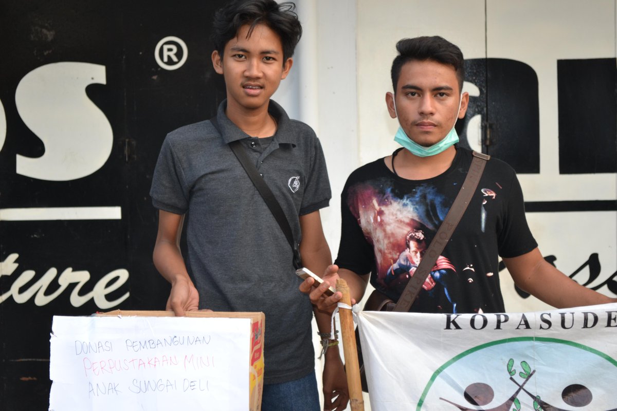 kopasude's tweet photo. Galang Dana Buat Pmbangunan perpustakaan di kampung badur http://t.co/P9EeejEwsV