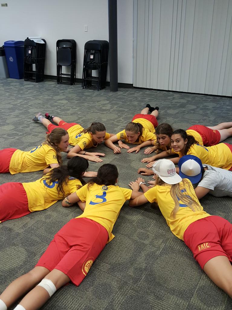 botbycc's tweet image. Games to pass the time.