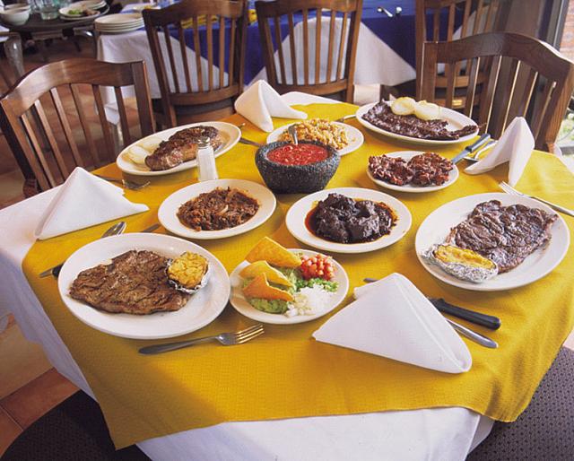 SECTUR_mx's tweet photo. #NuevoLeón te espera para que degustes de una rica arrachera.

¡#VenAComer a #NuevoLeónExtraordinario!

@TurismoNL http://t.co/hEMd5ituvP