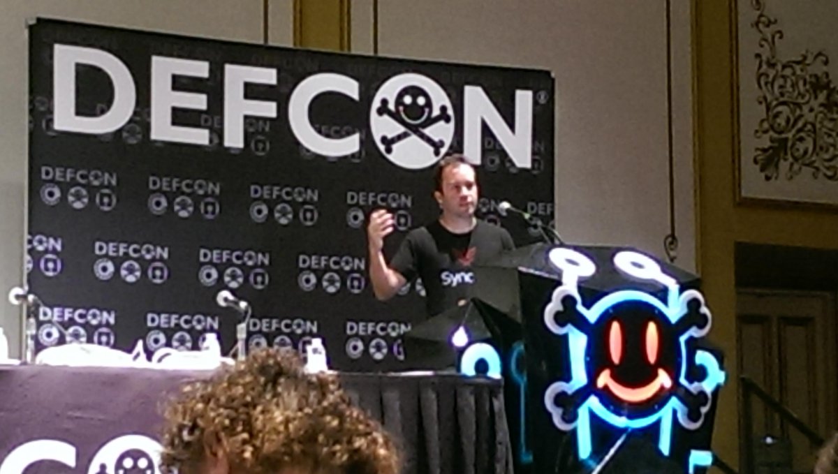 synack's tweet photo. Now at #DEFCON23: @PatrickWardle giving his talk on #RootPipe and malware, and a way to side-step Apple's patch http://t.co/0ebpLfg7gJ