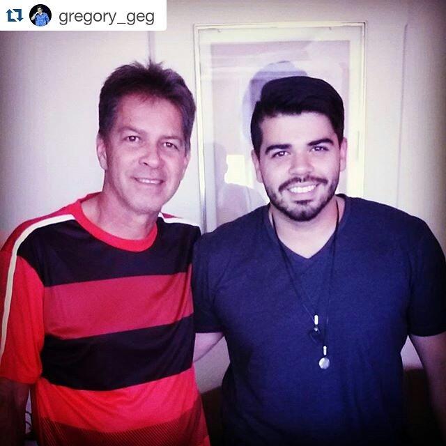 GregoryeGabrieI's tweet photo. Se hoje, sou o que sou, devo tudo a ele !!! Obrigado por tudo Pai !! Amo Vc LELEK !!! #DiaDosPais http://t.co/0yrWiedyZh