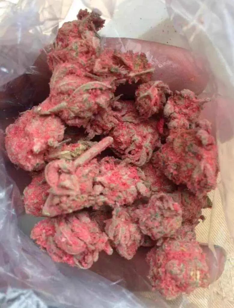 WEEEDP0RN's tweet photo. Rt if you agree this is WEED PORN. http://t.co/GmZLlh2FR2