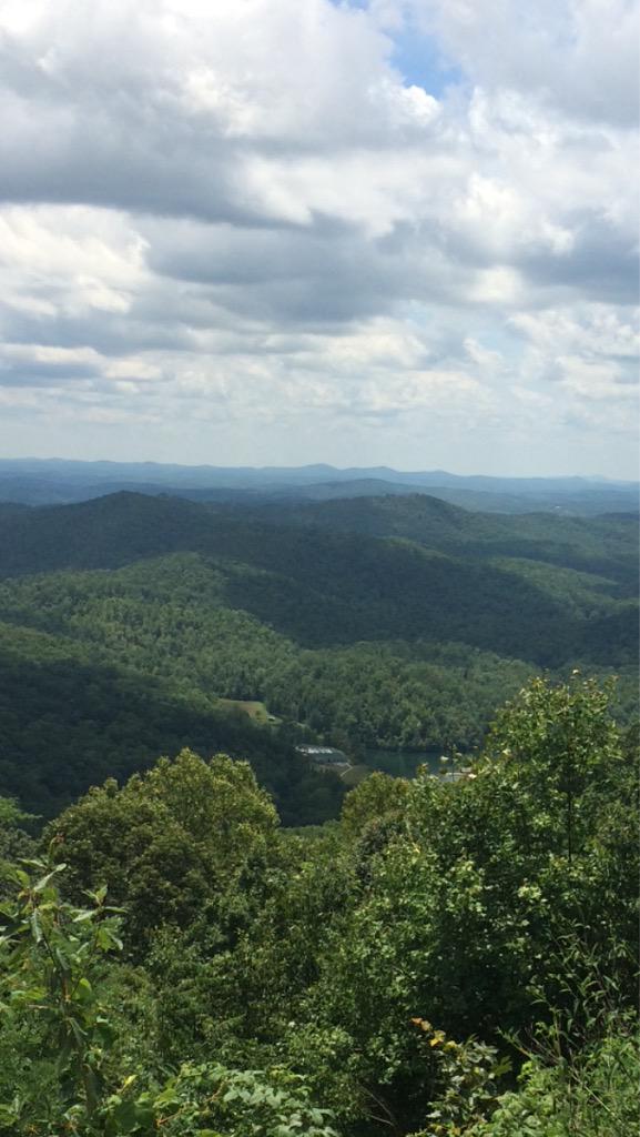 mamakathy3's tweet photo. We all survived the hummer ride to the top of the mountain! Awanata Valley #Collide2015 @don_wilton http://t.co/HUqkQCJhLi