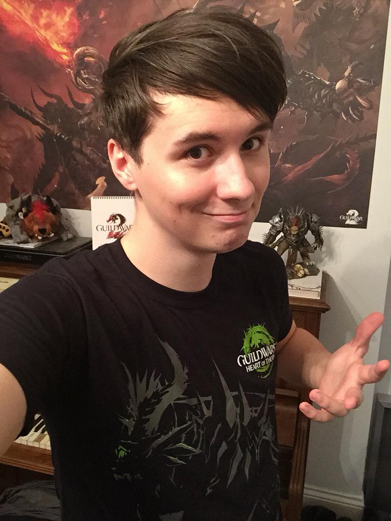 Daniel Howell on X: "@GuildWars2 thanks for giving me the HoT t-shirt at  Gamescom! it's perfect to wear in front of my Rytlock shrine  http://t.co/4yLIVsq3vo" / X