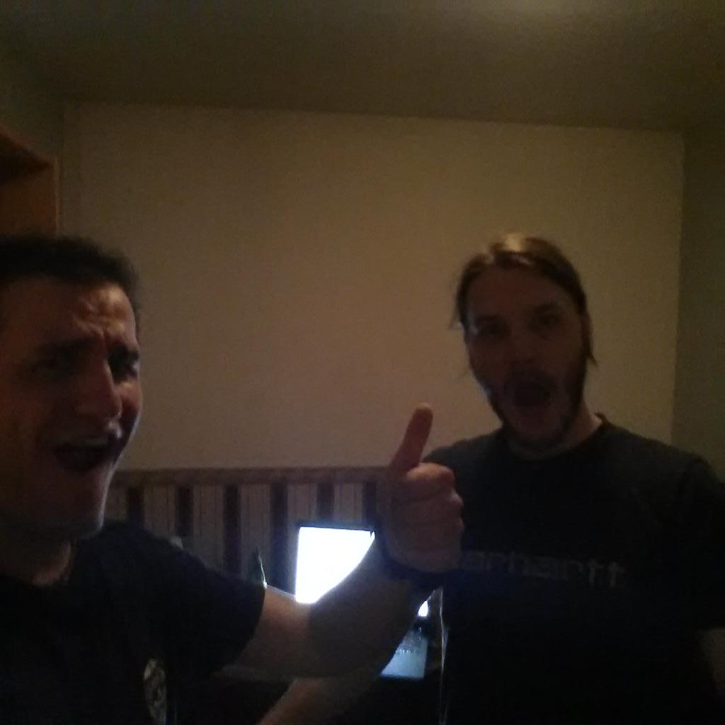 YouyouDOTA's tweet photo. C'est du propre le #TI5FR et qu'est ce qu'on s'enjaille http://t.co/mrCXSap314