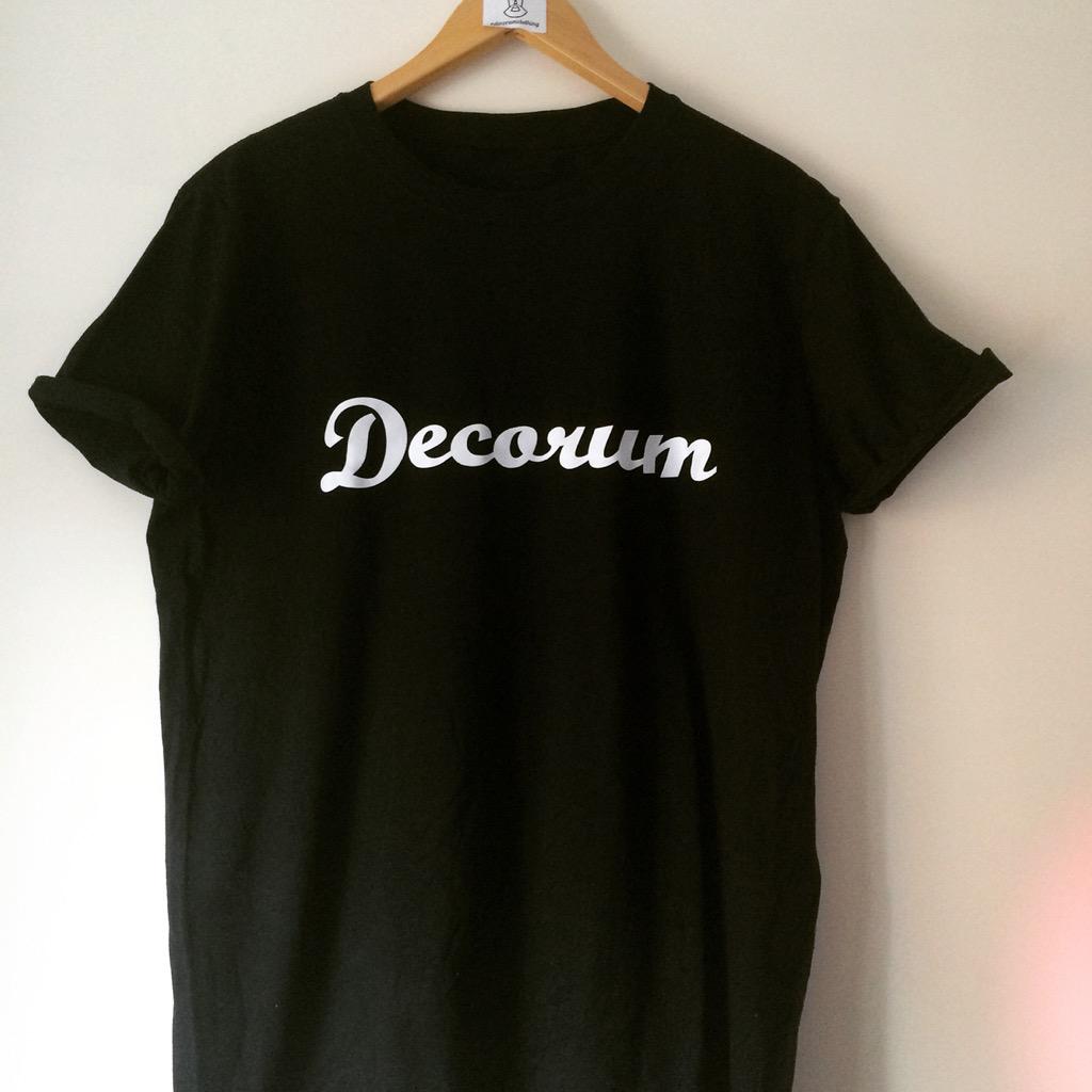 DecorumClothing's tweet photo. Classic tee #decorum #havedecorum #black #white #tee #tshirt #clothing #company http://t.co/uThvTnU9yZ