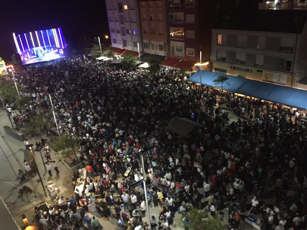 ¡Que grande es esta fiesta!. Foto de Nacho Mota. #maruxaina2015 #sanciprian #fiestasdegalicia #fiestasengalicia