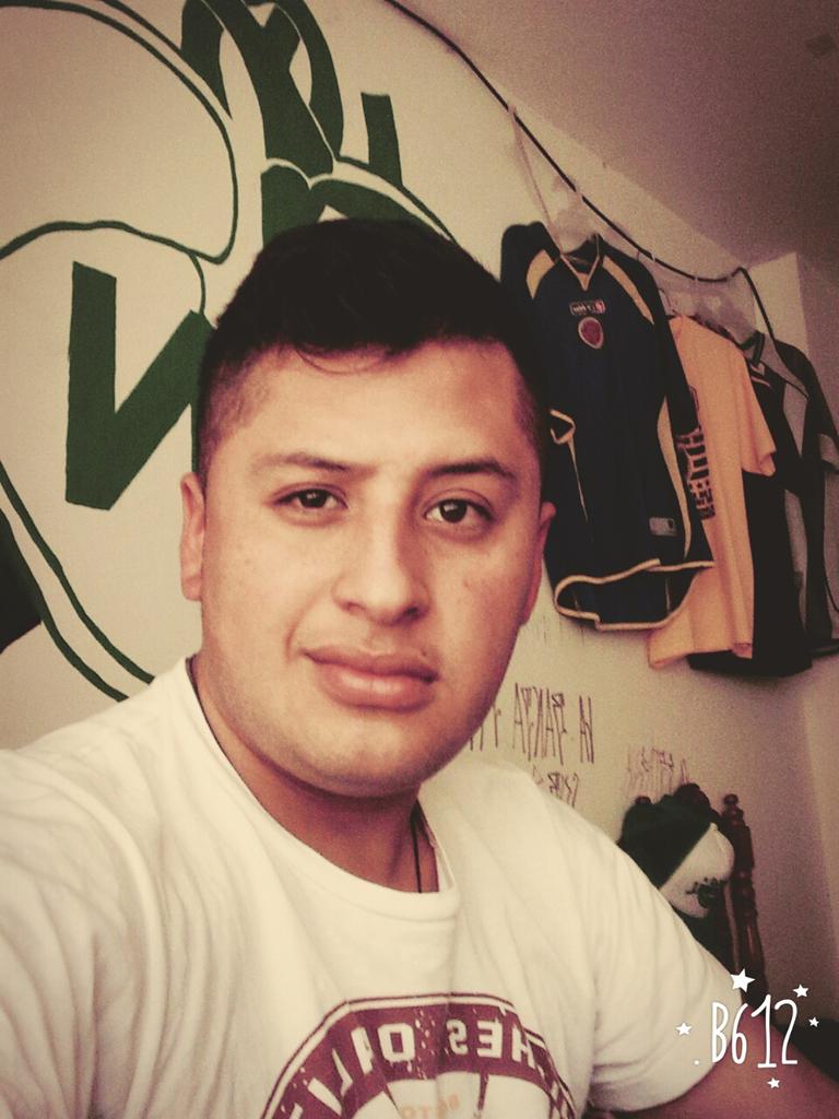 Alex R ;) tweet media