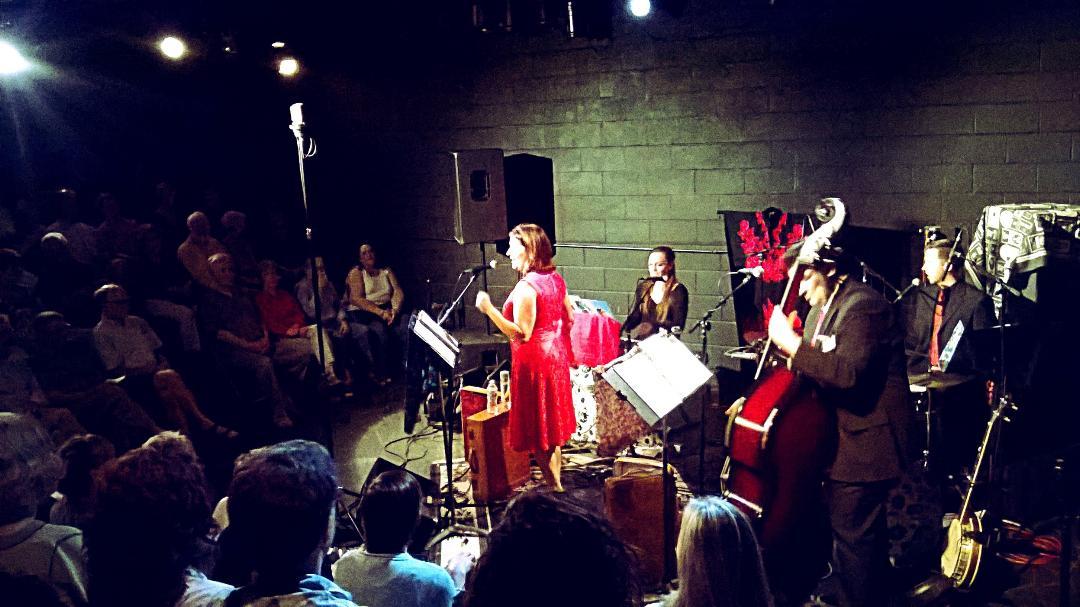JenMReason's tweet photo. God, I just love my band. #ReAssemblers #operaremix #mashupband #Whimsy @carriehennessey @StephensonMusic http://t.co/Vr8juXU3vI
