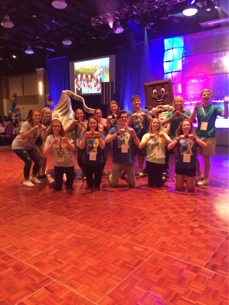 WSDMiniTHON's tweet photo. Friday was an great day at the #MTLS15! We're ecstatic for what this year has in store &amp; hope everyone else is too!🔷 http://t.co/P12S45zQp1