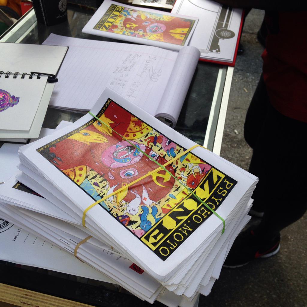 antagonistart's tweet photo. Go find our zine #stickersocialclub @LoMenarts #LoMenartsfest #psychomotozine #freestuff #fanzine http://t.co/b1T5JaLe1O
