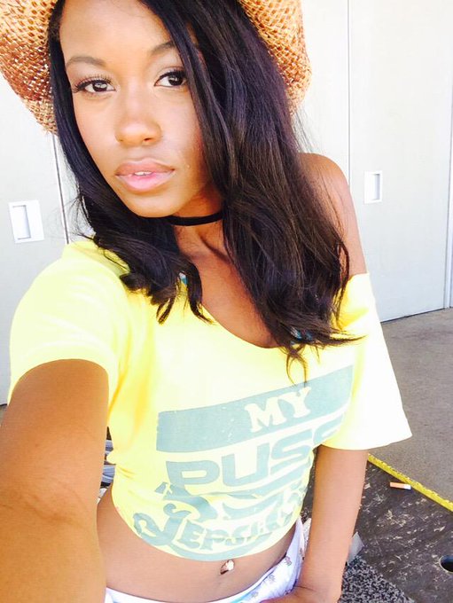 TW Pornstars Jezabel Vessir. Pictures and videos from Twitter. Page 28
