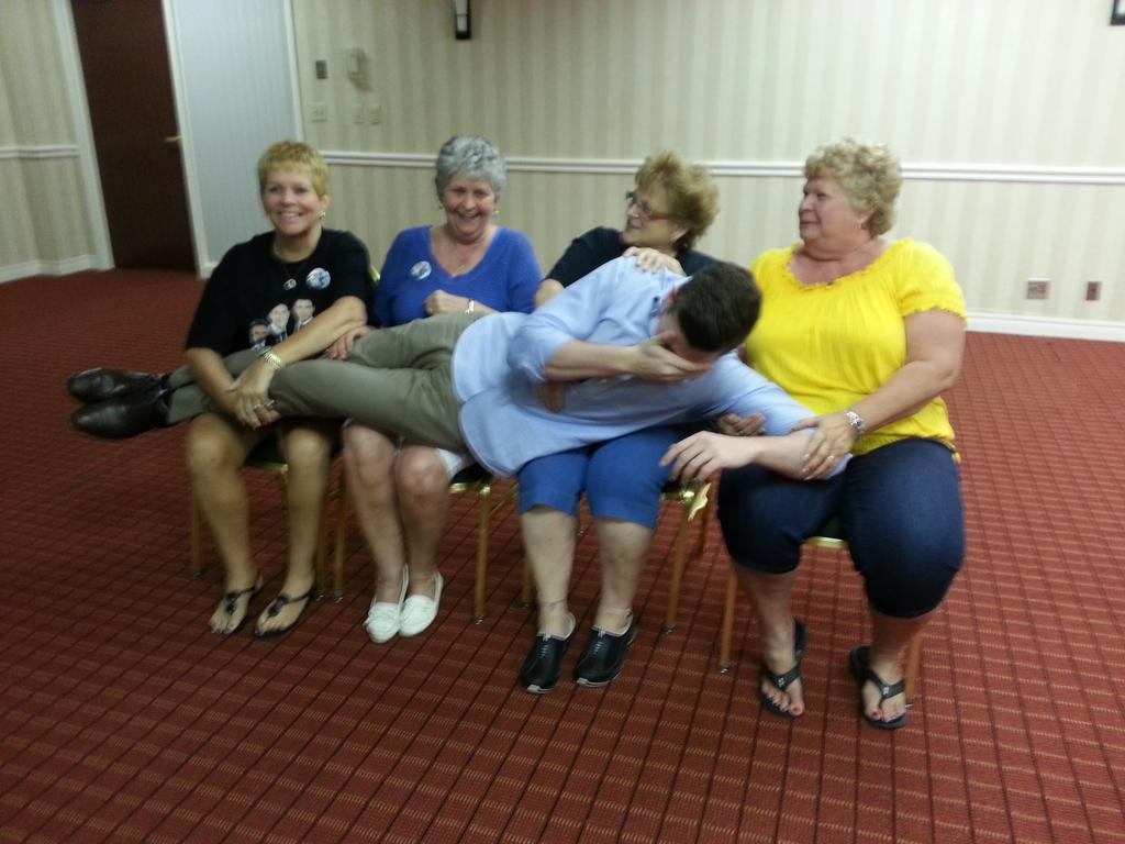 amichell_013's tweet image. Great weekend! Well dserved break! @AshPorter94 @mig1024  @EmmettOHanlon @hemiolia @Emmetcahill