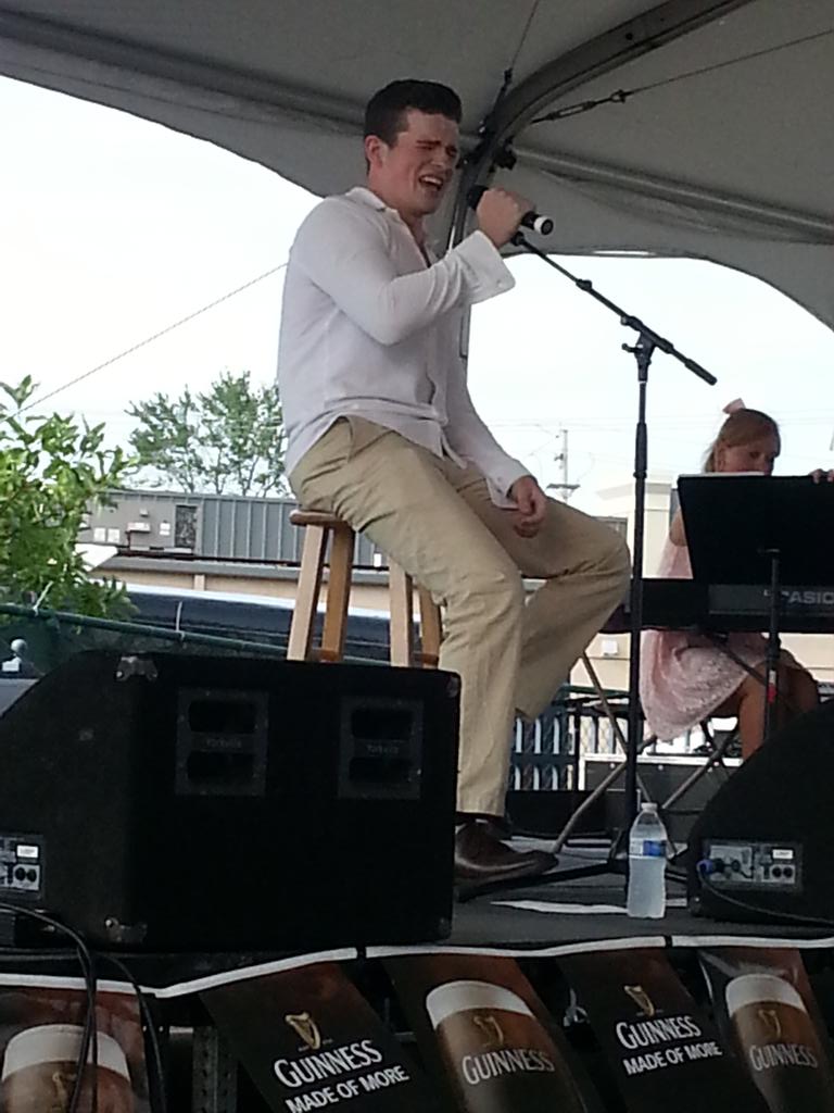 amichell_013's tweet image. Great weekend! Well dserved break! @AshPorter94 @mig1024  @EmmettOHanlon @hemiolia @Emmetcahill