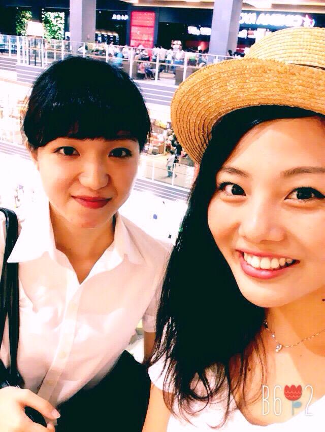 具志堅シオン 日曜は ライカムにみかがきてたー さっ 今日は3回目の 朝の6 00から モーニングライブですー 宜野湾市の カルチャーリゾートフェストーネ 朝からパワーもらえますので シオンもも楽しみ Http T Co Foe2jpfh4y Twitter