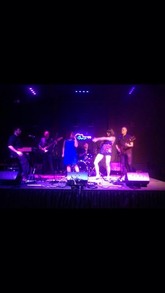 Cazzygirl1's tweet photo. #LadyHatchet of @steadyrockinSB joined us to #rock out a tune at @BrightBoxWinc! Pic by #PabloFiasco #livemusic http://t.co/v1PZ2w6hhN