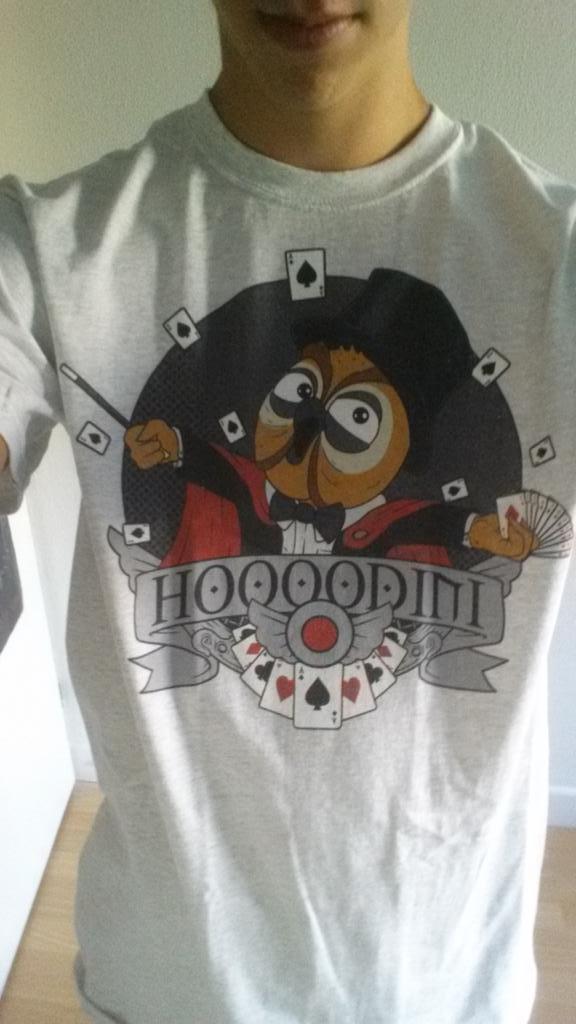 CreepyWouter's tweet photo. @VanossGaming What do you call a magic owl? #hoodini #Vanoss #vanossgaming #vanossmerch http://t.co/dqGDRKiarf