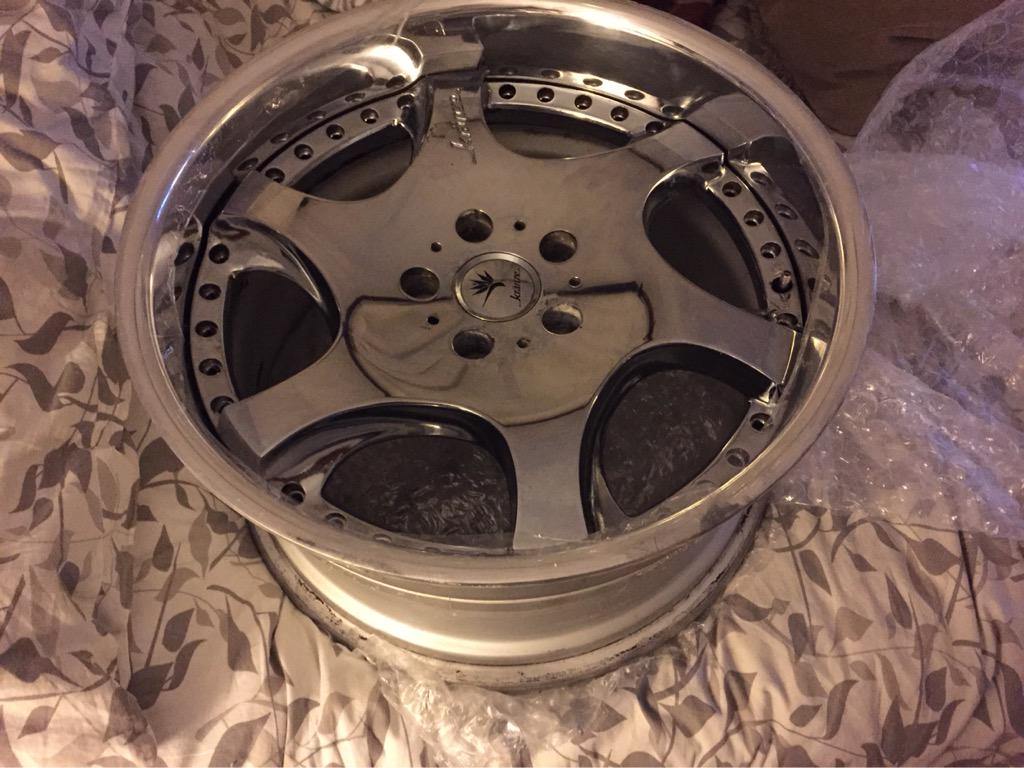 pres_stance's tweet photo. Wheels have been torn apart and relipped �� #presidentialstance http://t.co/pbNjzwVgsq