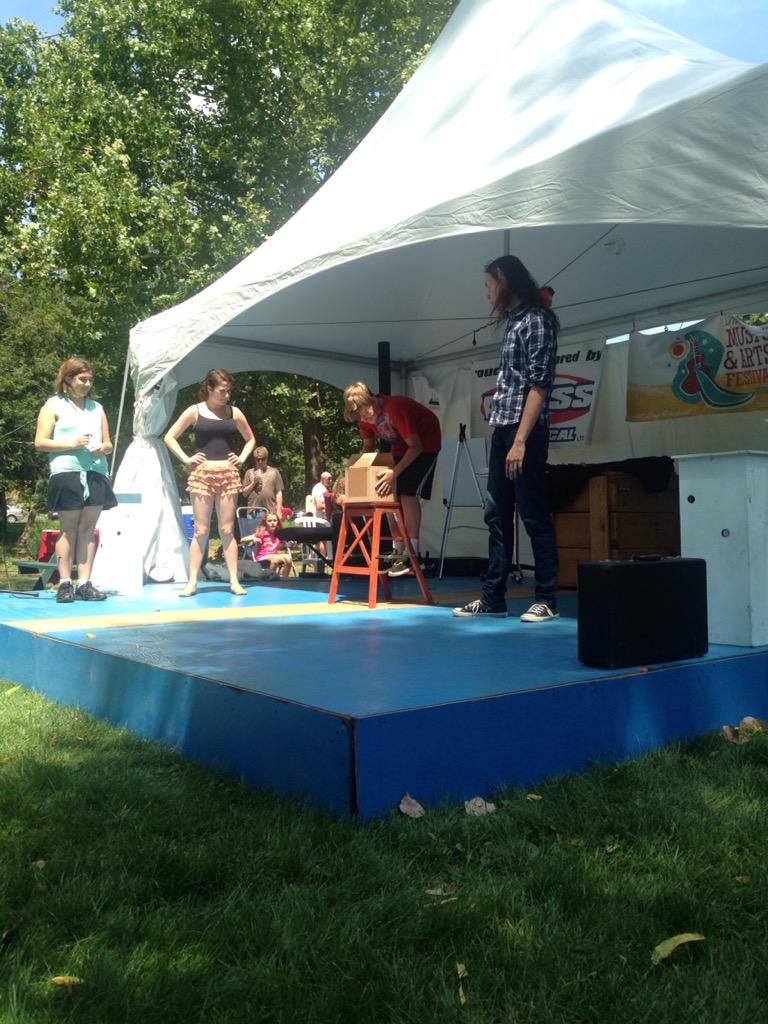 SimcoeFestival's tweet photo. I think @LW_illusionist found Geronimo! #LRMAF2015 http://t.co/0BXa52gpEK