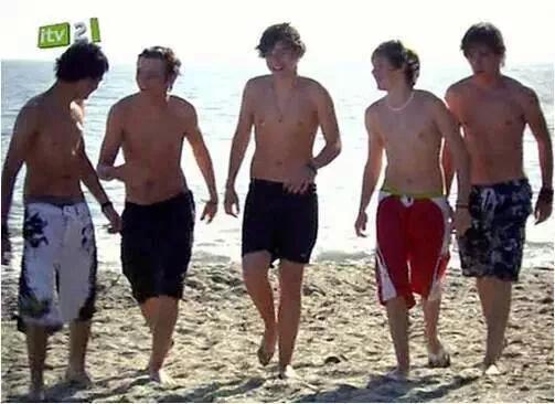 1D_sexyAF tweet picture