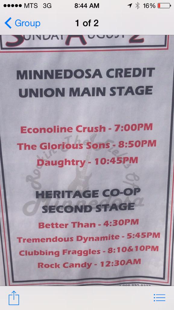 jilllhunter's tweet photo. @clubbingfraggle are so good they play twice tonight! #RFM2015 http://t.co/YweZsic2Jn