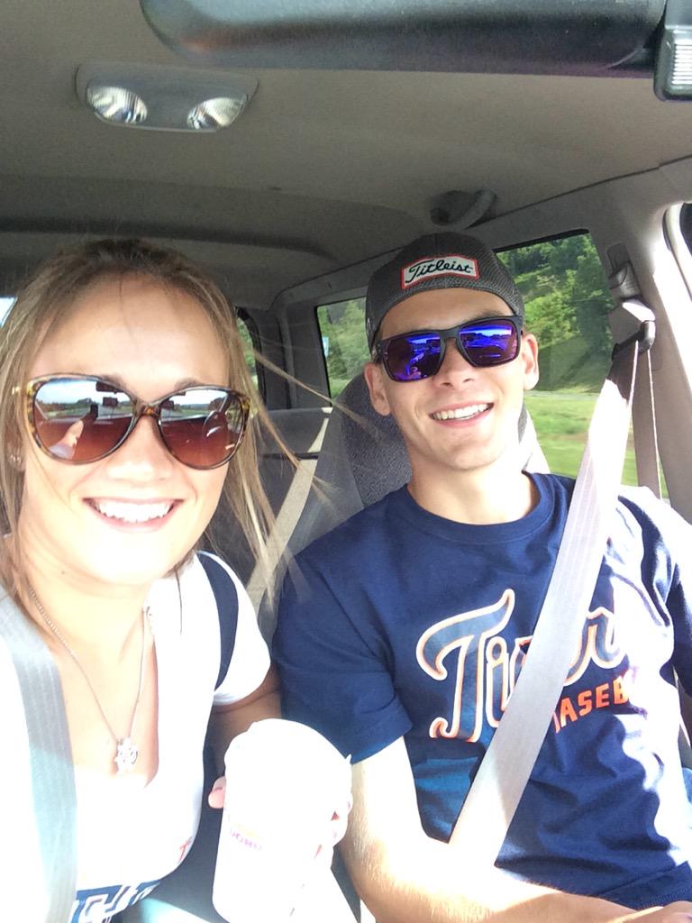 CodyMech's tweet photo. Tigers game with bae #camdenyards #oriolessuck @keriANNtreml http://t.co/G0cKd3SO4Q
