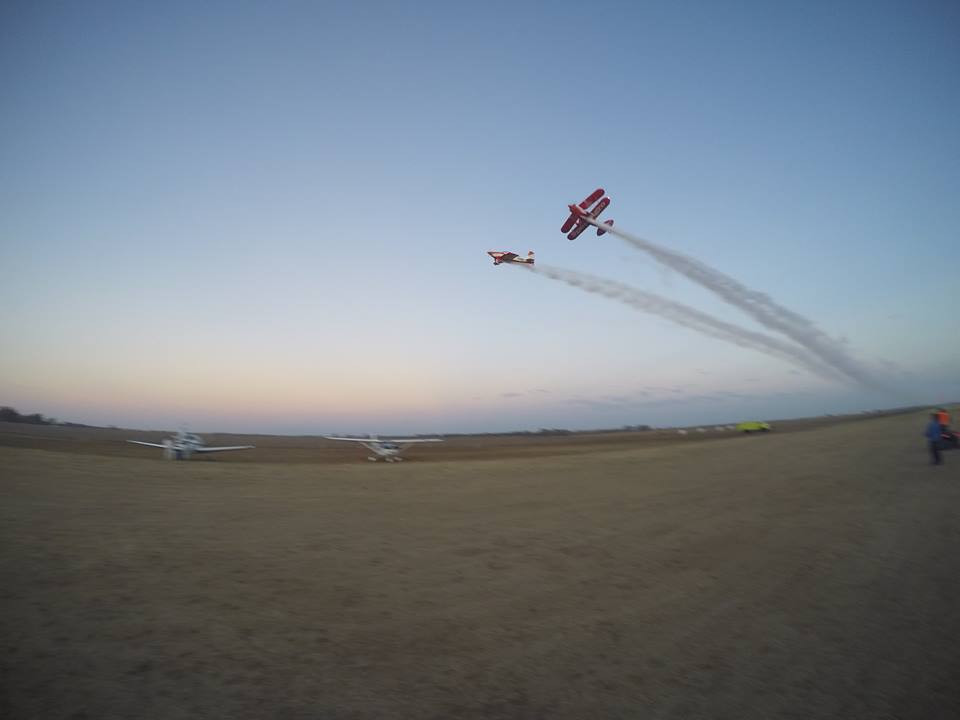 [HOY] ¡Último día! Festival #SantaRosaVuela2015 ¿Te lo vas a perder? #TurismoLaPampa <a href="/PlaneadoresSR/">Planeadores SR</a>