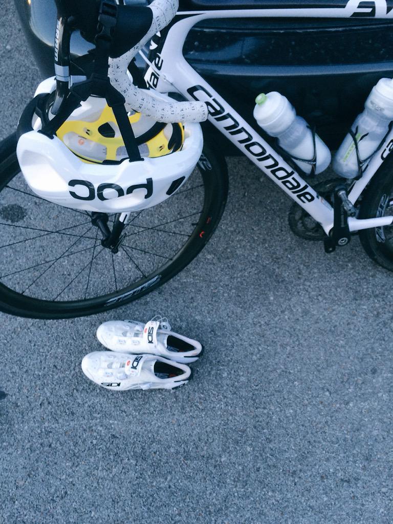 dapperchemist's tweet image. 630 Sunday rollout #earlyride #itsstillhot #colormatchEVERYTHING