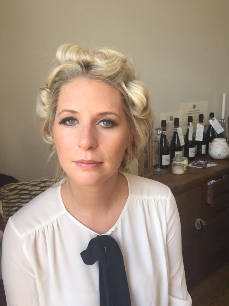 CharTMakeup's tweet photo. Soft glam and gave this lovely blonde some brows #makeupartist#mua#kentmua#londonmua#mac#bobbibrown#dior#love xxx http://t.co/yPs8QvyTEM