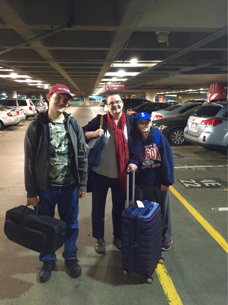 markowenmartin's tweet image. Sigh. Jennifer Quinn off to #MathFest in DC. Anson Martin and Zach off to Knoxville to see grandparents. #EmptyHome.