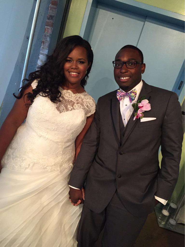 ashleeerlinger's tweet photo. Happy wedding day to #maconwedding2015 #ssdevents #grandentrance #stlwedding #neostl #dapper #diva #overthebluemoon http://t.co/2DsMkxoAPY