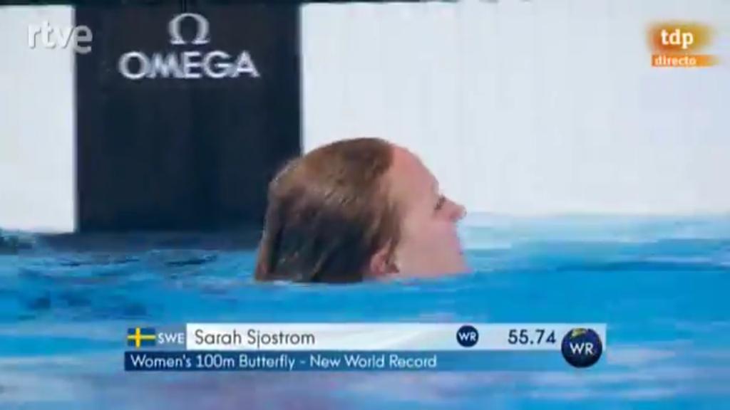 Natacion_VAVEL's tweet photo. NEW WORLD RECORD! Sarah Sjostrom bate el récord del mundo en las semis del 100 mariposa femenino #Kazan2015 http://t.co/Ri6m9d2jl2