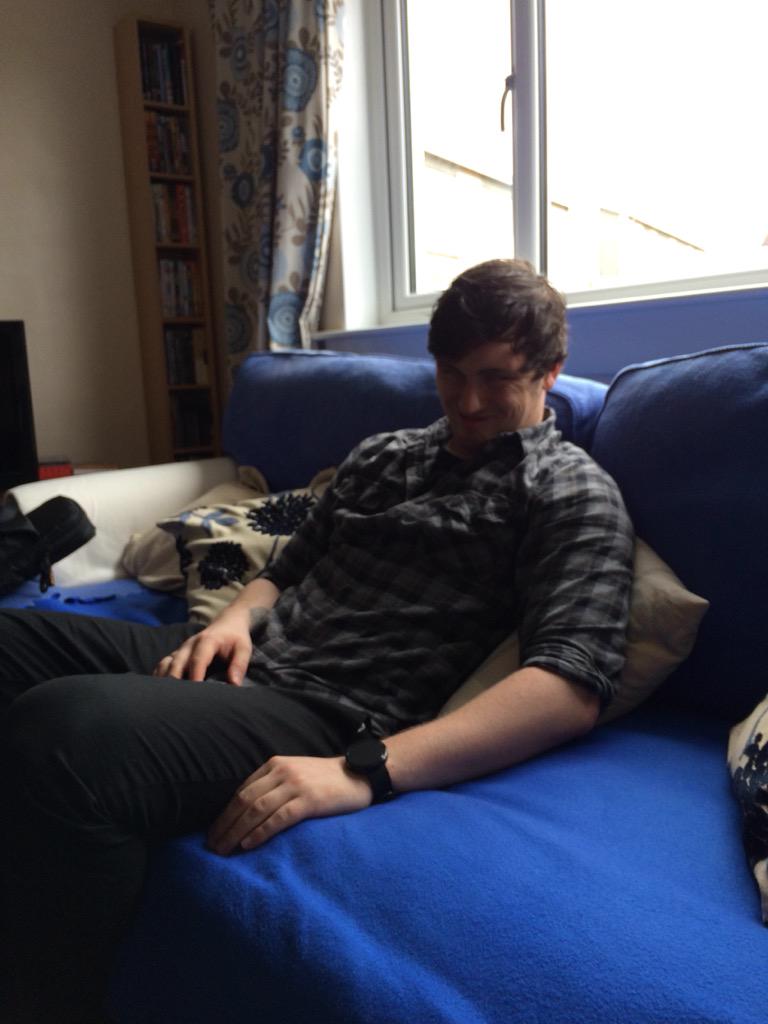 ExitTheTheatre's tweet photo. We have a semi drunk/hungover drummer for today. Bring on the music. #music #hireadrummer #sundaysliders #unsigned http://t.co/BRUPS8BE8Q