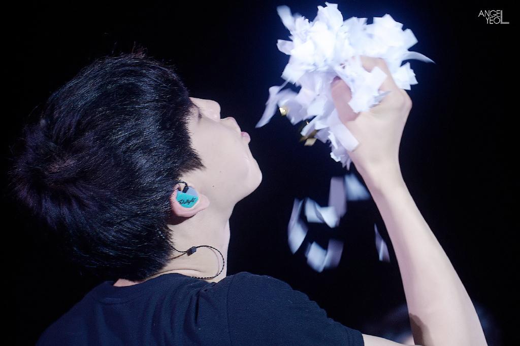 knockknock0408's tweet photo. [HQ] 150801 CHANYEOL cr.Angelyeol
http://t.co/wTbaLefaWd
http://t.co/0HIn4BYJuJ http://t.co/C2ioxtqPMU