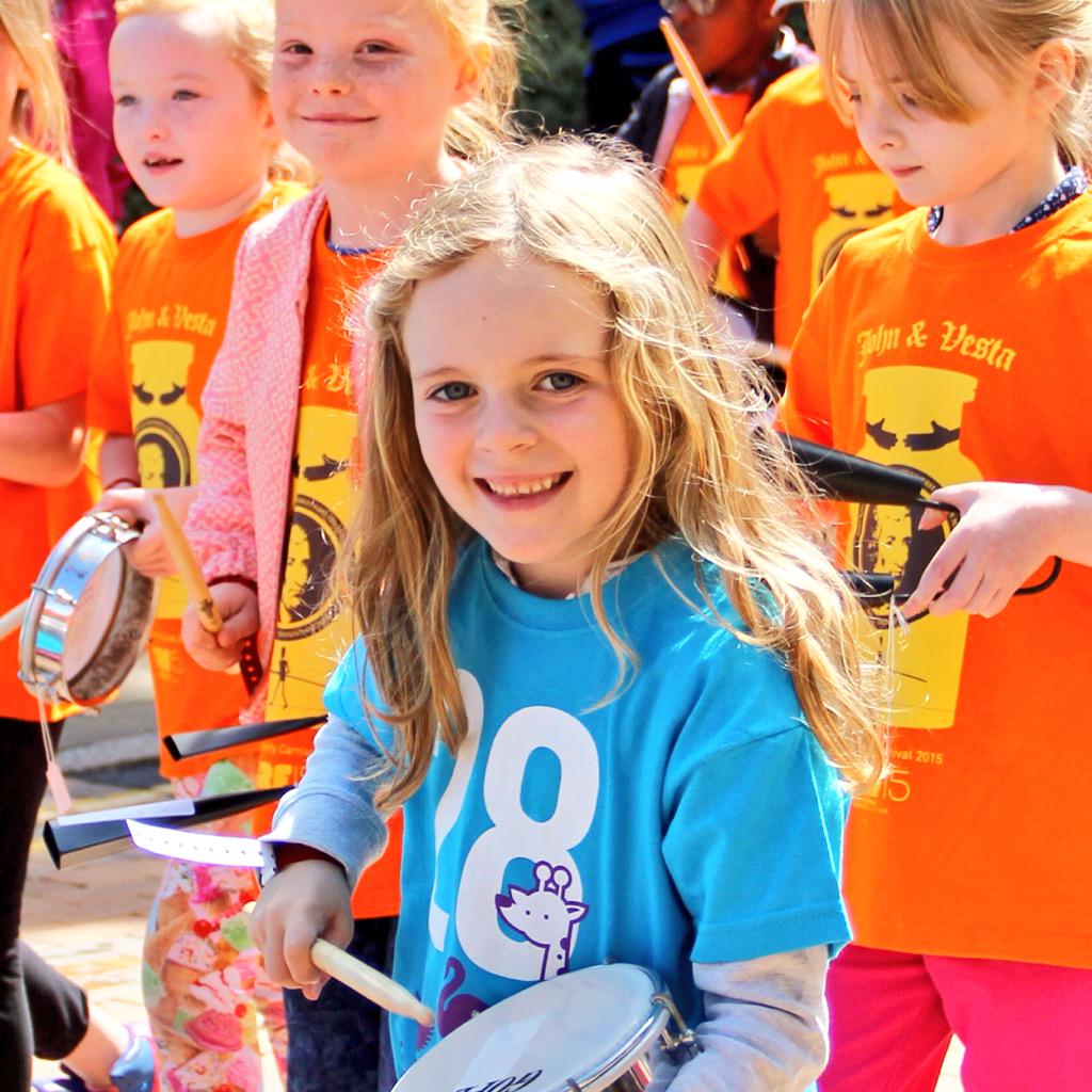 loveapolloarts's tweet image. #SIRF15 #SIRFCarnival2015 #ApolloArts #LoveApolloArts @stocktoncouncil @ilovestocktonme. More to come... 😁🎉🎶