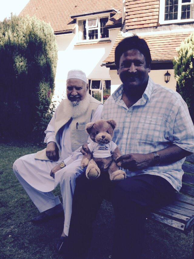 WycombeLibDems's tweet photo. Great to see #TimmyBear at Cllr Ditta's garden party, #LibDemFighback http://t.co/UmUVox6X0F